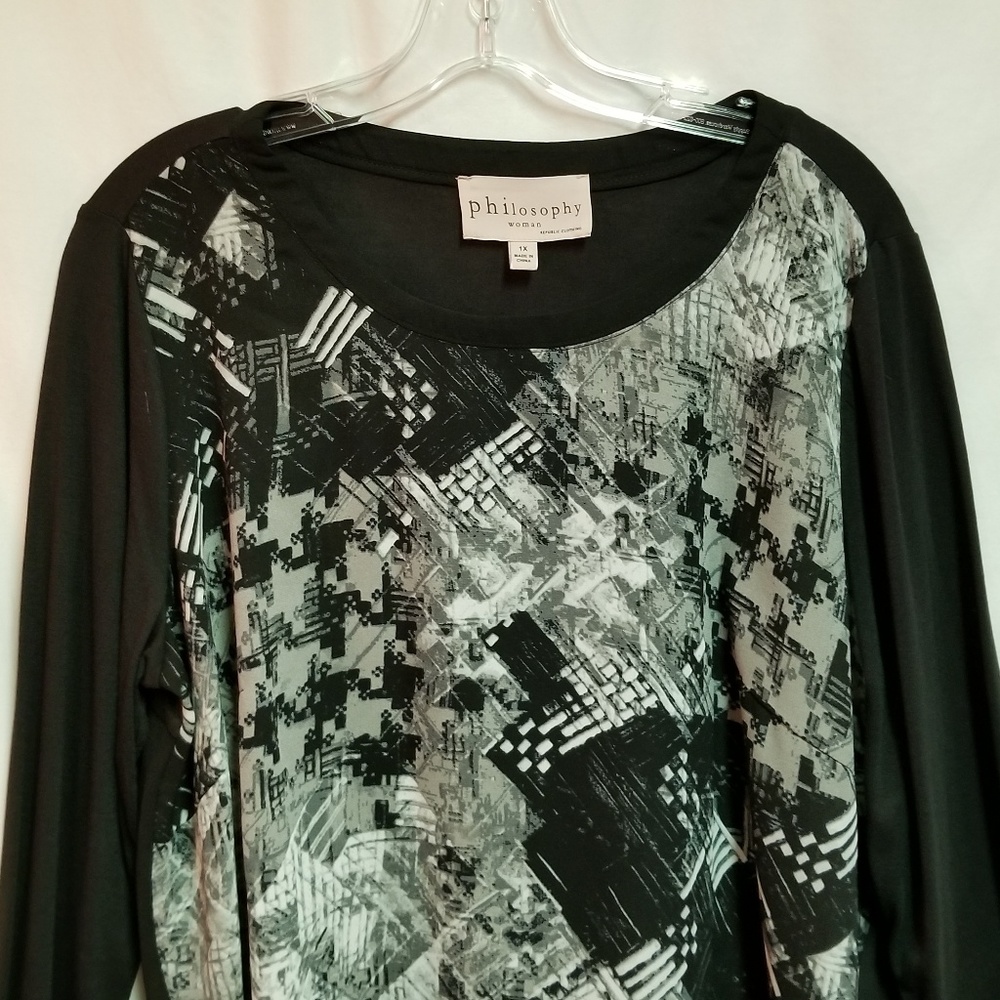 Philosophy Woman Print and Solid Tunic Top Size 1X